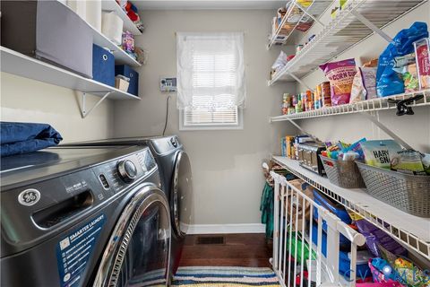 Tiny photo for 2007 Upperbury Court, Midlothian, VA 23114 (MLS # 2608980)