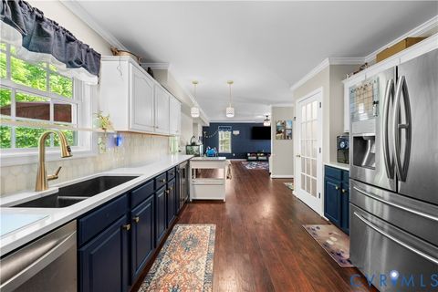 Tiny photo for 2007 Upperbury Court, Midlothian, VA 23114 (MLS # 2608980)