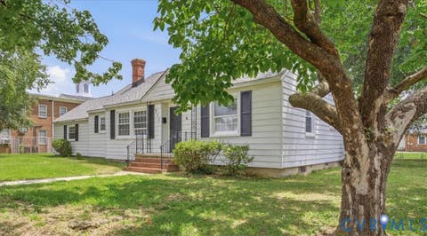 Tiny photo for 311 Lynchburg Avenue, Colonial Heights, VA 23834 (MLS # 2621673)