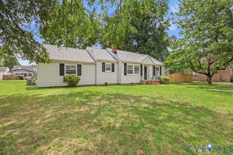 Tiny photo for 311 Lynchburg Avenue, Colonial Heights, VA 23834 (MLS # 2621673)