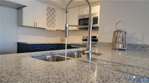 Tiny photo for 604 Bristol Village Dr DR #302, Midlothian, VA 23114 (MLS # 2618967)