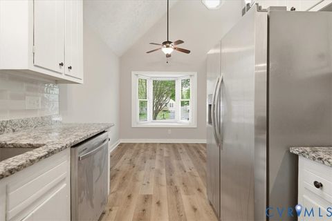 Tiny photo for 3016 S Ridge Drive, Midlothian, VA 23112 (MLS # 2609613)