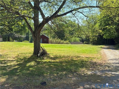 Tiny photo for 127 Hanover Avenue, Colonial Heights, VA 23834 (MLS # 2609653)