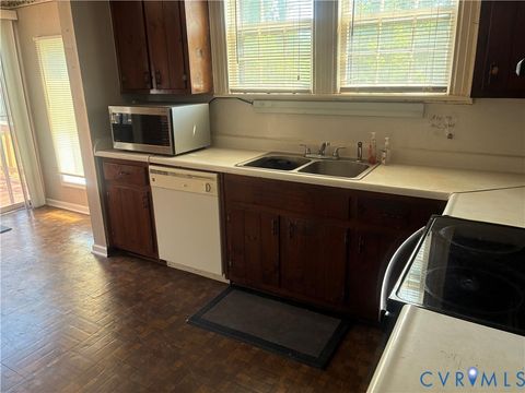 Tiny photo for 127 Hanover Avenue, Colonial Heights, VA 23834 (MLS # 2609653)