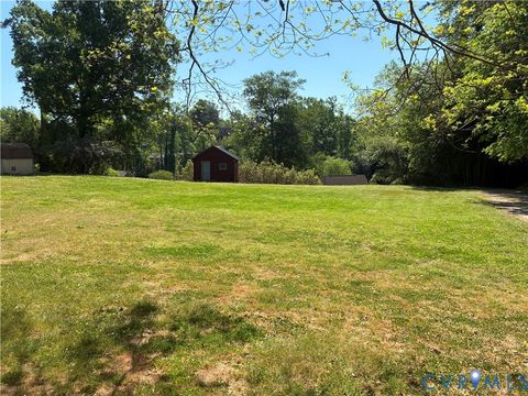 Tiny photo for 127 Hanover Avenue, Colonial Heights, VA 23834 (MLS # 2609653)