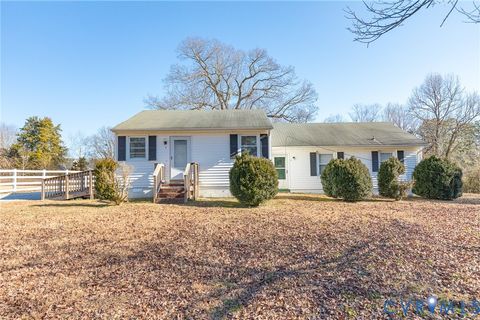 Photo of 6262 Cold Harbor Road, Mechanicsville, VA 23111 (MLS # 2600822)