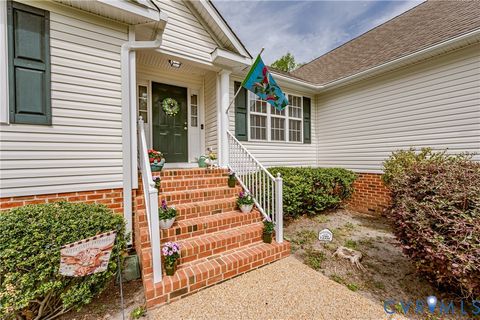 Photo of 2205 Silver Street, Aylett, VA 23009 (MLS # 2604920)