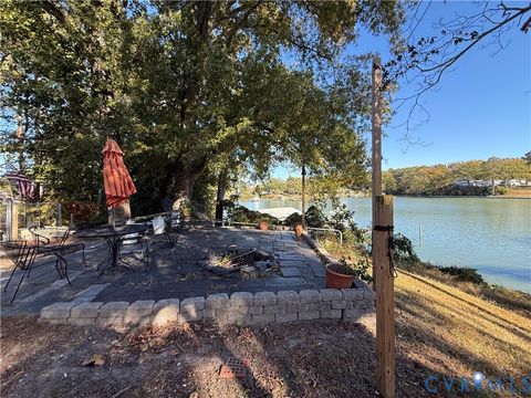 Tiny photo for 1686 Locust Grove Road, Topping, VA 23169 (MLS # 2529808)