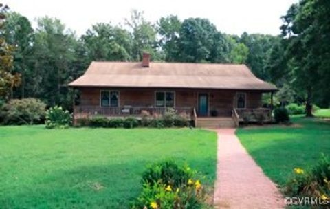 A home in Farmville