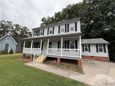 A home in Colonial Heights