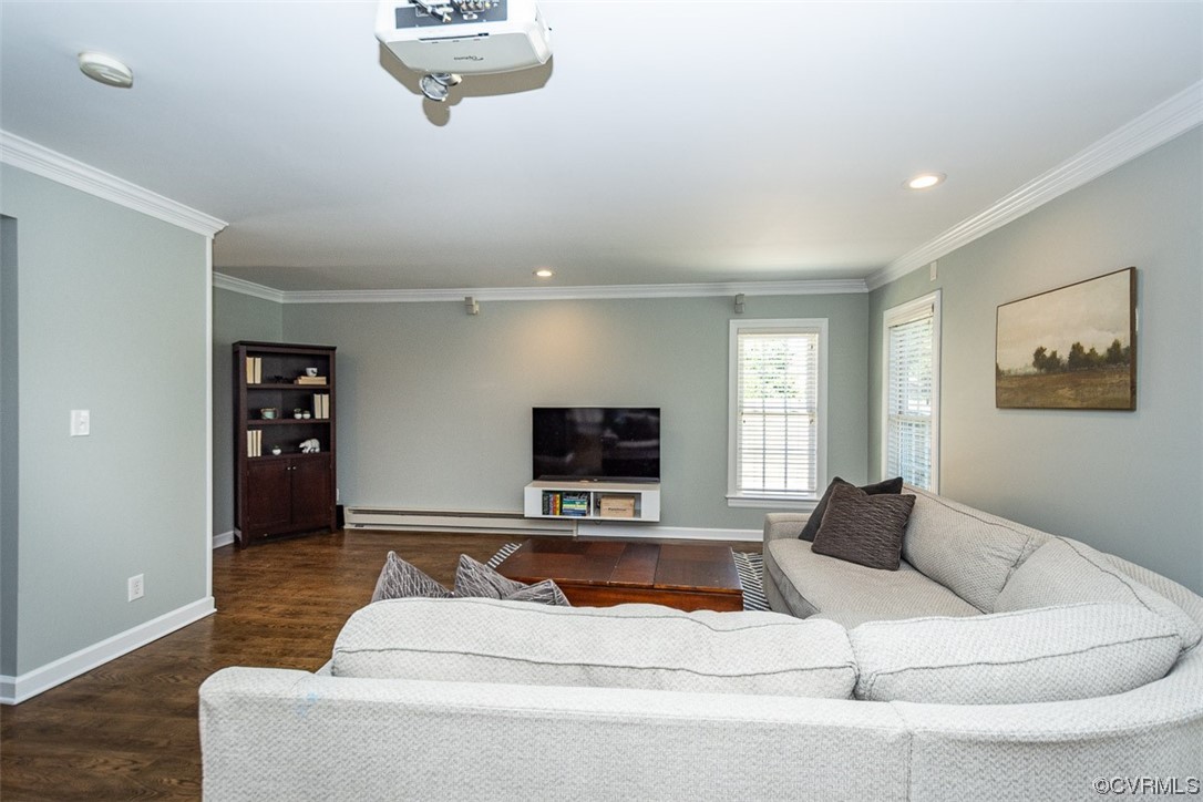 Photo 6 of 48 of 2118 Barclay Road house