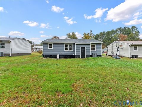 Tiny photo for 407 Tunstall Avenue, Blackstone, VA 23824 (MLS # 2530317)