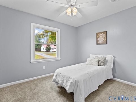 Tiny photo for 407 Tunstall Avenue, Blackstone, VA 23824 (MLS # 2530317)