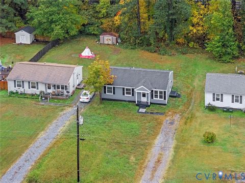 Tiny photo for 407 Tunstall Avenue, Blackstone, VA 23824 (MLS # 2530317)