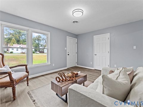 Tiny photo for 407 Tunstall Avenue, Blackstone, VA 23824 (MLS # 2530317)