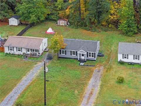 Tiny photo for 407 Tunstall Avenue, Blackstone, VA 23824 (MLS # 2530317)