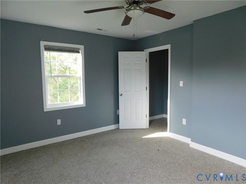 Tiny photo for 706 Rome Street, Petersburg, VA 23803 (MLS # 2610060)