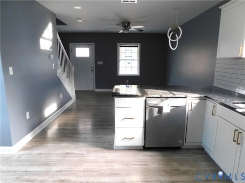 Tiny photo for 706 Rome Street, Petersburg, VA 23803 (MLS # 2610060)
