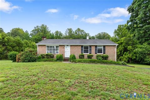 Photo of 6267 Westhaven Drive, Mechanicsville, VA 23111 (MLS # 2616911)