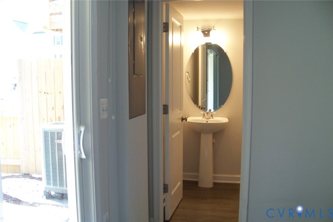 8829 Foxway Ridge Lane - Photo 4