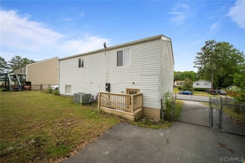 A home in South Chesterfield