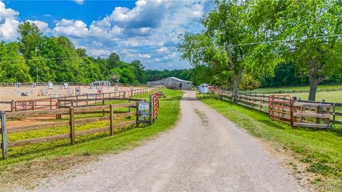 2418 Mill Road Powhatan VA 23139
