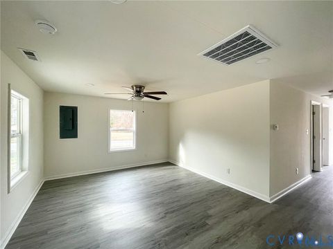 Tiny photo for 301 N Sullivan Street, Blackstone, VA 23824 (MLS # 2605183)