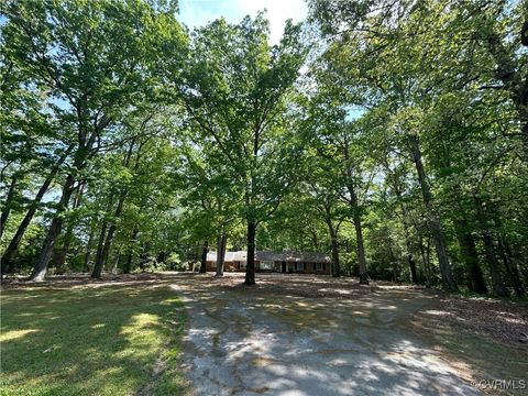 11860 Iron Bridge Road Chester VA 23831