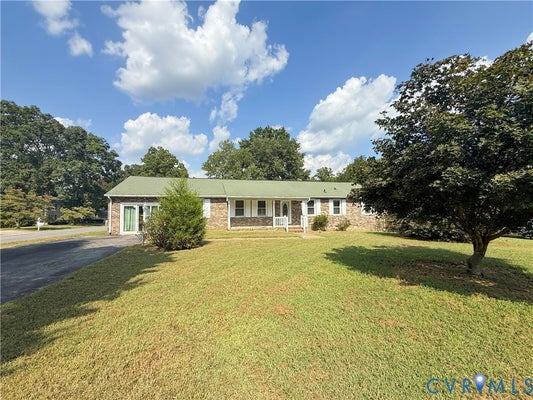 4512 GREENBRIAR DR, CHESTER, VA 23831 - Image e888b6a3445cf2352be5a37e741dd138/2582829312