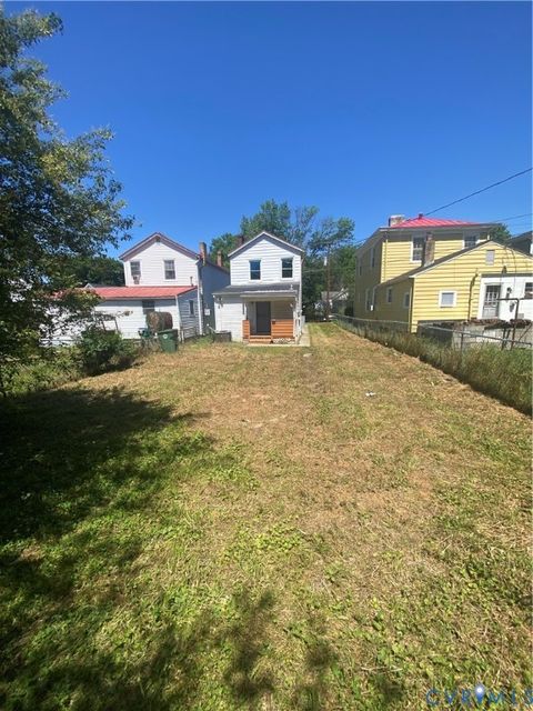 Tiny photo for 2006 Dinwiddie Avenue, Dinwiddie, VA 23224 (MLS # 2612817)