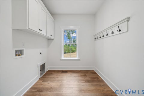 Tiny photo for 4345 Deep Creek Road, Kents Store, VA 23084 (MLS # 2625948)