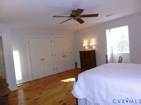 Tiny photo for 250 Walnut Road, Kilmarnock, VA 22482 (MLS # 2608664)