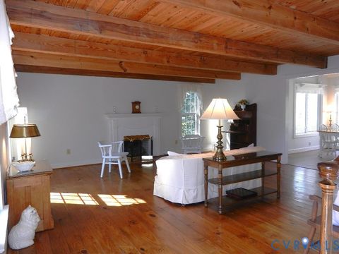 Tiny photo for 250 Walnut Road, Kilmarnock, VA 22482 (MLS # 2608664)