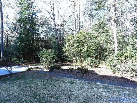 Tiny photo for 250 Walnut Road, Kilmarnock, VA 22482 (MLS # 2608664)
