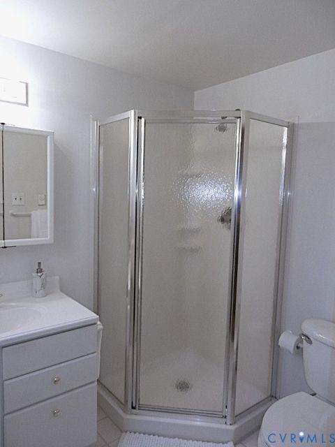 Tiny photo for 250 Walnut Road, Kilmarnock, VA 22482 (MLS # 2608664)