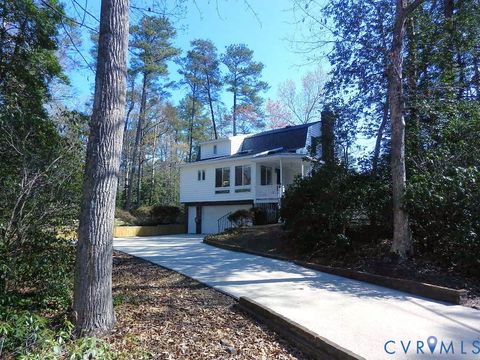 Tiny photo for 250 Walnut Road, Kilmarnock, VA 22482 (MLS # 2608664)