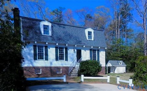 Tiny photo for 250 Walnut Road, Kilmarnock, VA 22482 (MLS # 2608664)
