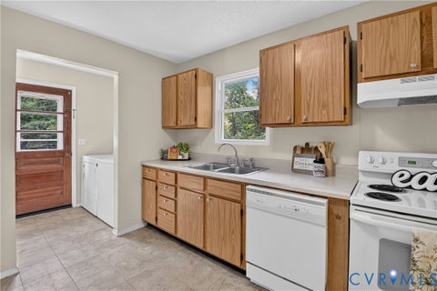 Tiny photo for 155 Rubys Lane, Shacklefords, VA 23156 (MLS # 2624662)