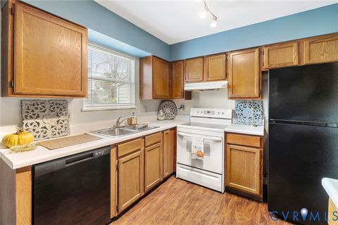 Tiny photo for 807 Catherine Street, Richmond, VA 23220 (MLS # 2531832)
