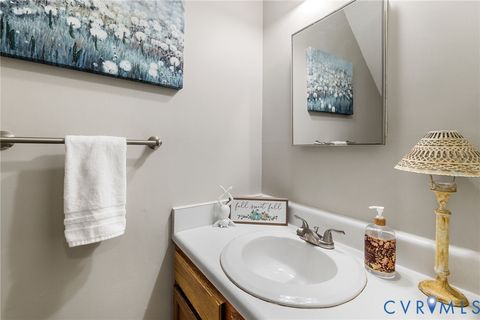 Tiny photo for 807 Catherine Street, Richmond, VA 23220 (MLS # 2531832)