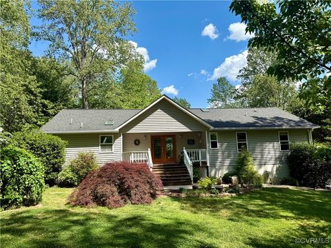 778 Overton Drive Mineral VA 23117