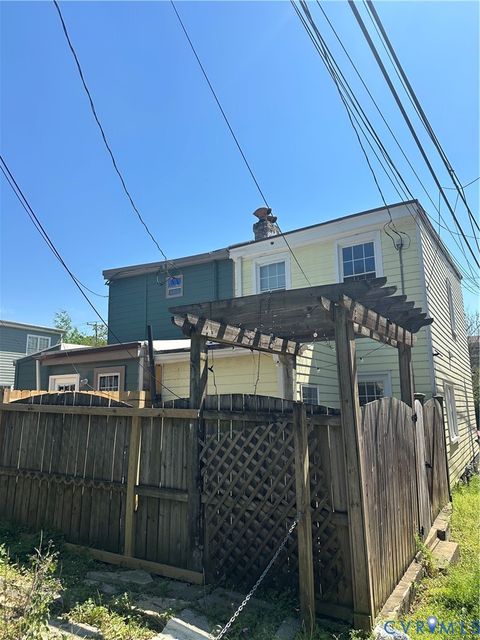 Tiny photo for 806 Spring Street, Richmond, VA 23220 (MLS # 2609396)