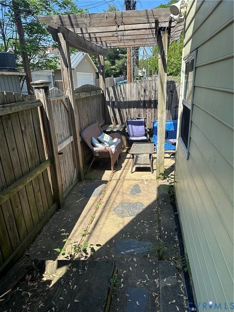 Tiny photo for 806 Spring Street, Richmond, VA 23220 (MLS # 2609396)