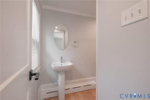 Tiny photo for 5709 Monument Avenue, Richmond, VA 23226 (MLS # 2621438)
