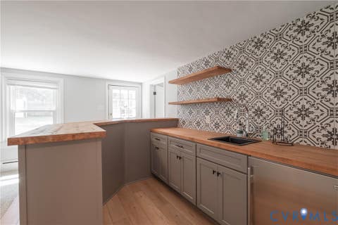 Tiny photo for 5709 Monument Avenue, Richmond, VA 23226 (MLS # 2621438)