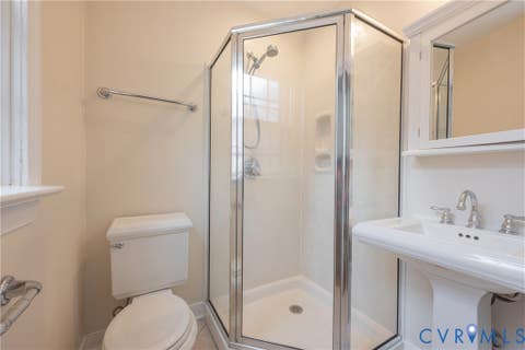 Tiny photo for 5709 Monument Avenue, Richmond, VA 23226 (MLS # 2621438)