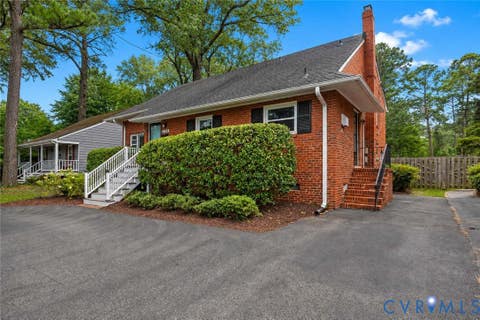 Tiny photo for 5709 Monument Avenue, Richmond, VA 23226 (MLS # 2621438)