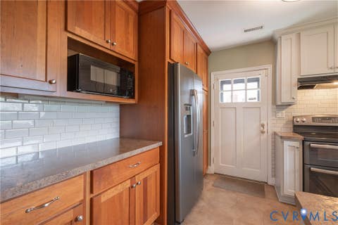 Tiny photo for 5709 Monument Avenue, Richmond, VA 23226 (MLS # 2621438)
