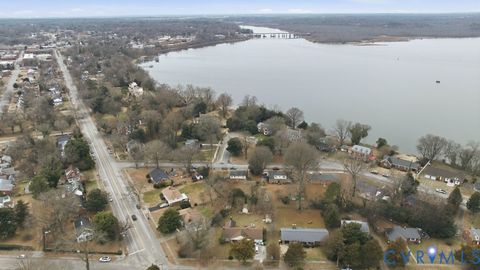 Tiny photo for 405 Canterbury Street, Hopewell, VA 23860 (MLS # 2533781)