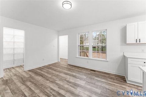 Tiny photo for 517 Hessler Drive, Ruther Glen, VA 22546 (MLS # 2606366)